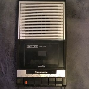 Vintage cassette player (works)